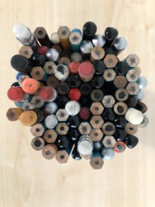 A circle made of the tops of many pencils